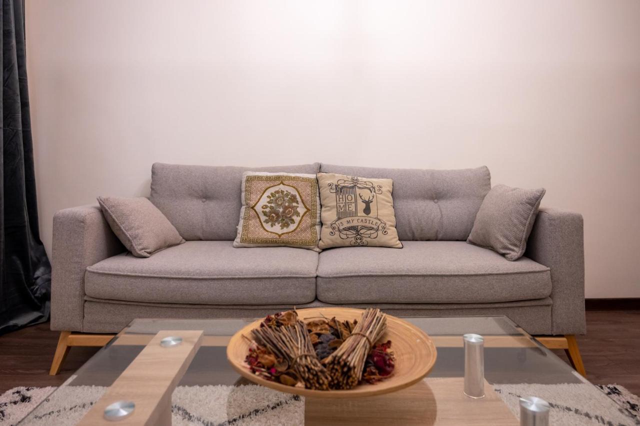 Design 1bdr In Center - Free Parking Apartament *